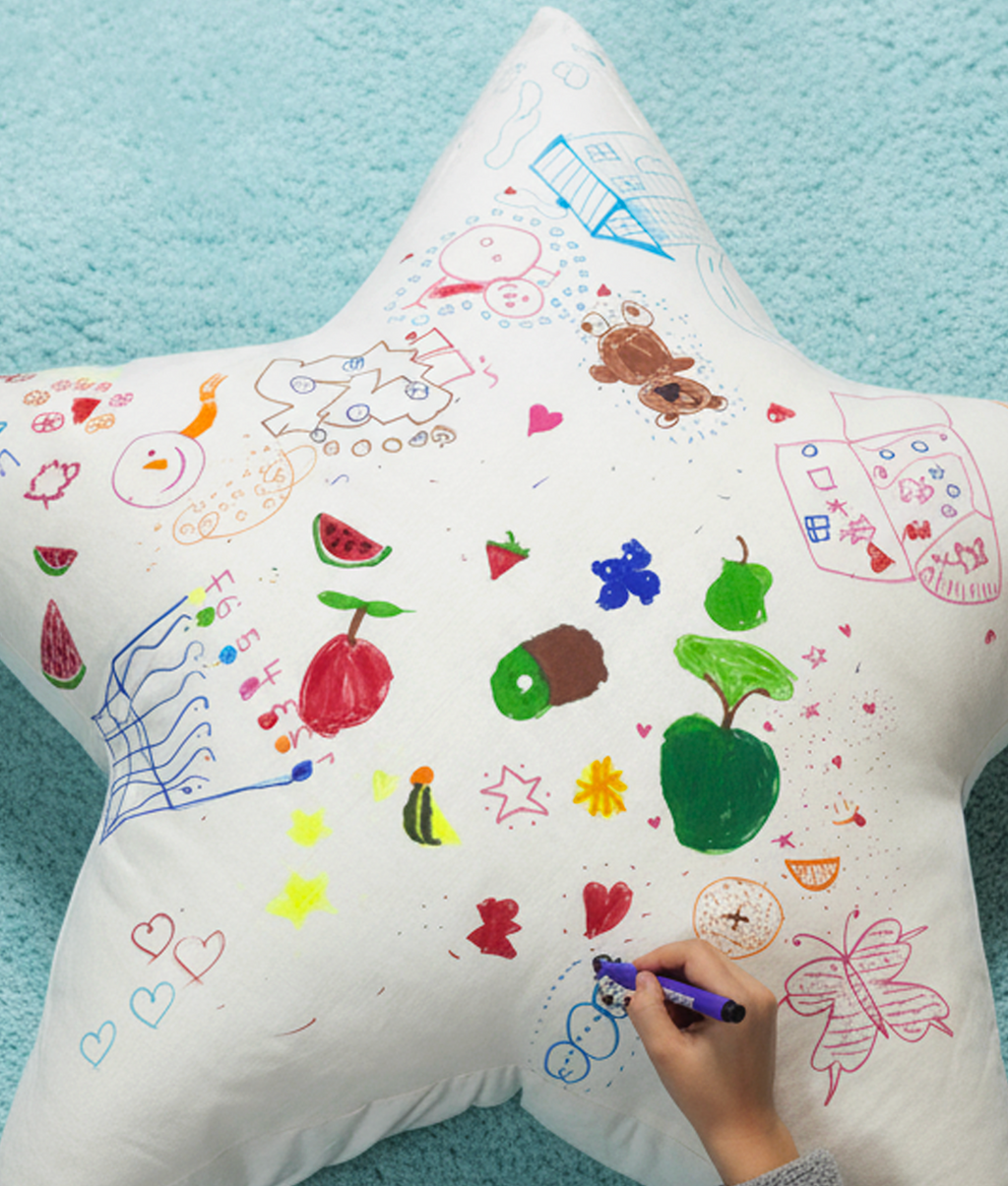 Boyanabilir Yıldız Yastık & Keçeli Kalem Seti